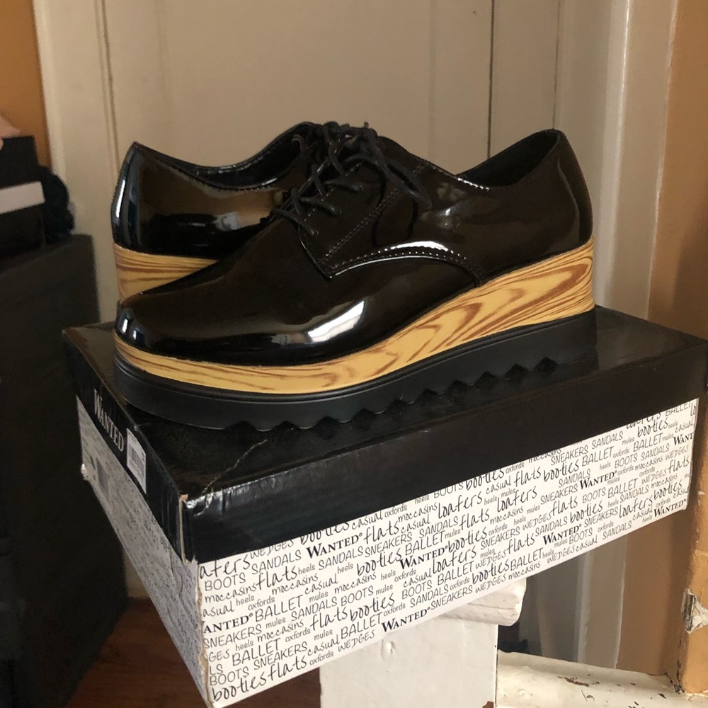 Black and Tan Platform Shoes